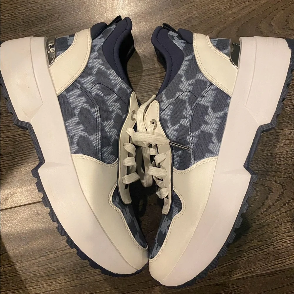 Michael Kors Training Shoes - Picture 7 of 15